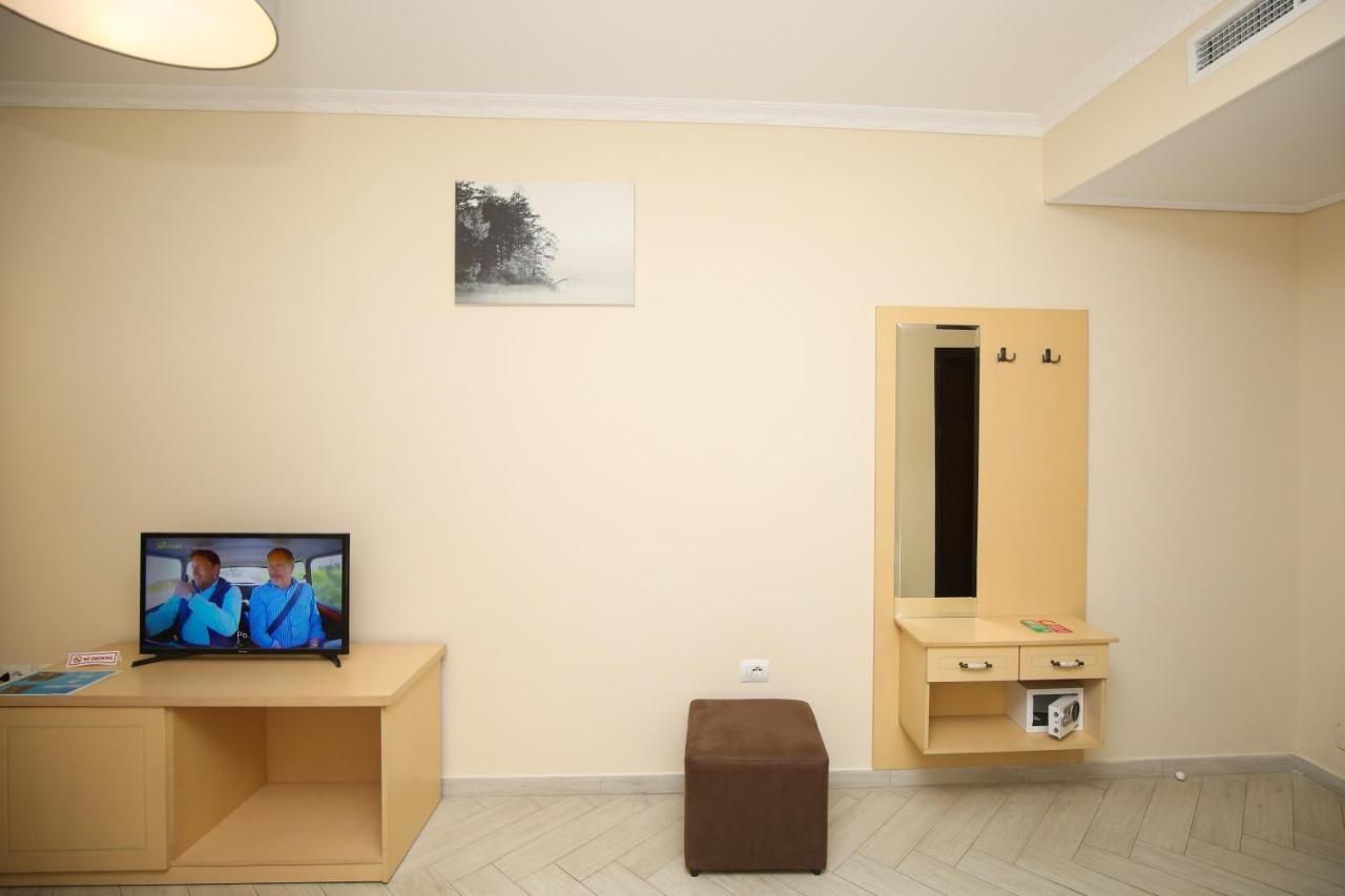 Hotel Summer Stars Vlore Exterior photo