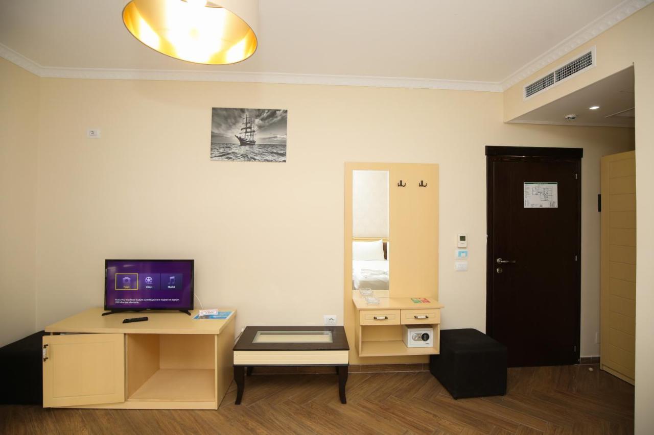 Hotel Summer Stars Vlore Exterior photo